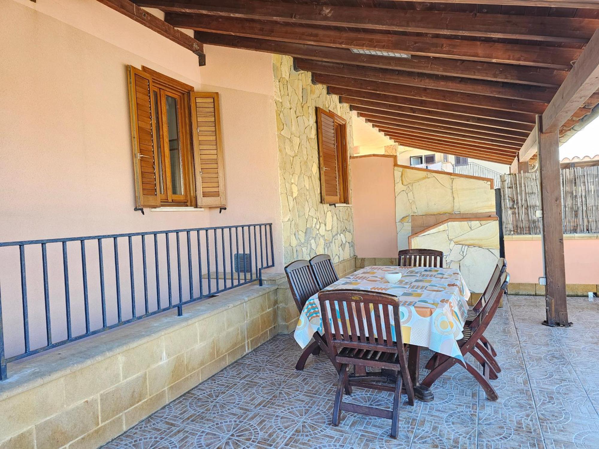 Costa Mediterranea Holiday Homes Кампофеліче-ді-Роччелла Екстер'єр фото