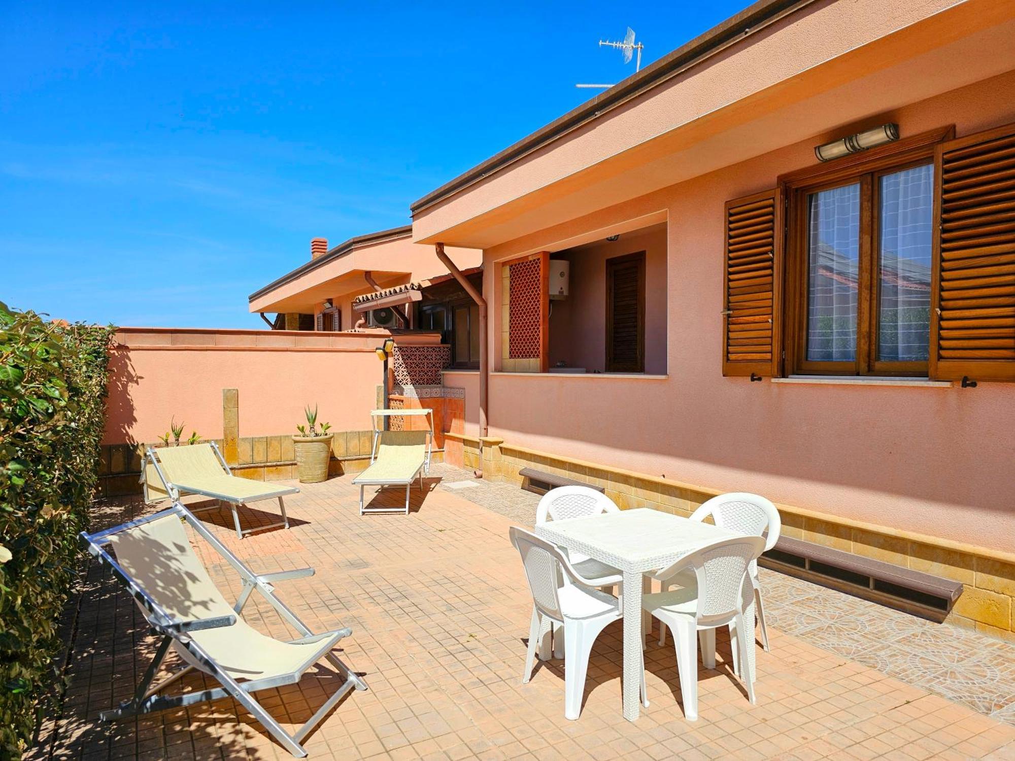 Costa Mediterranea Holiday Homes Кампофеліче-ді-Роччелла Номер фото