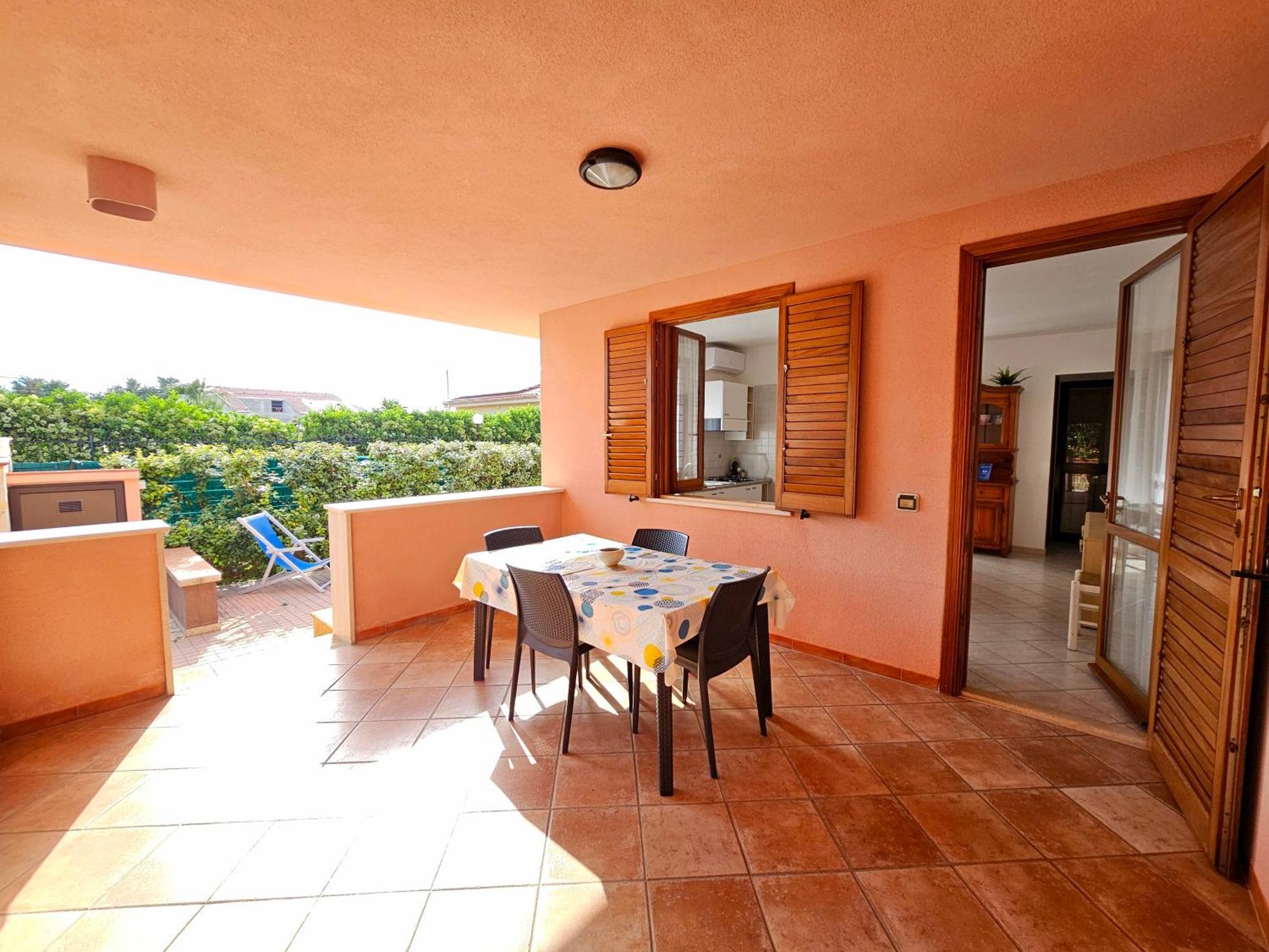 Costa Mediterranea Holiday Homes Кампофеліче-ді-Роччелла Екстер'єр фото