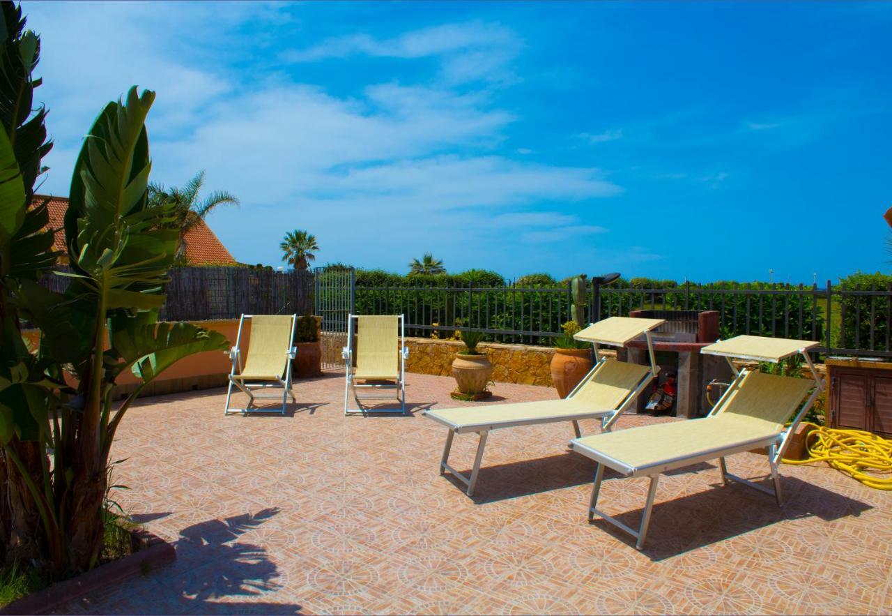 Costa Mediterranea Holiday Homes Кампофеліче-ді-Роччелла Екстер'єр фото